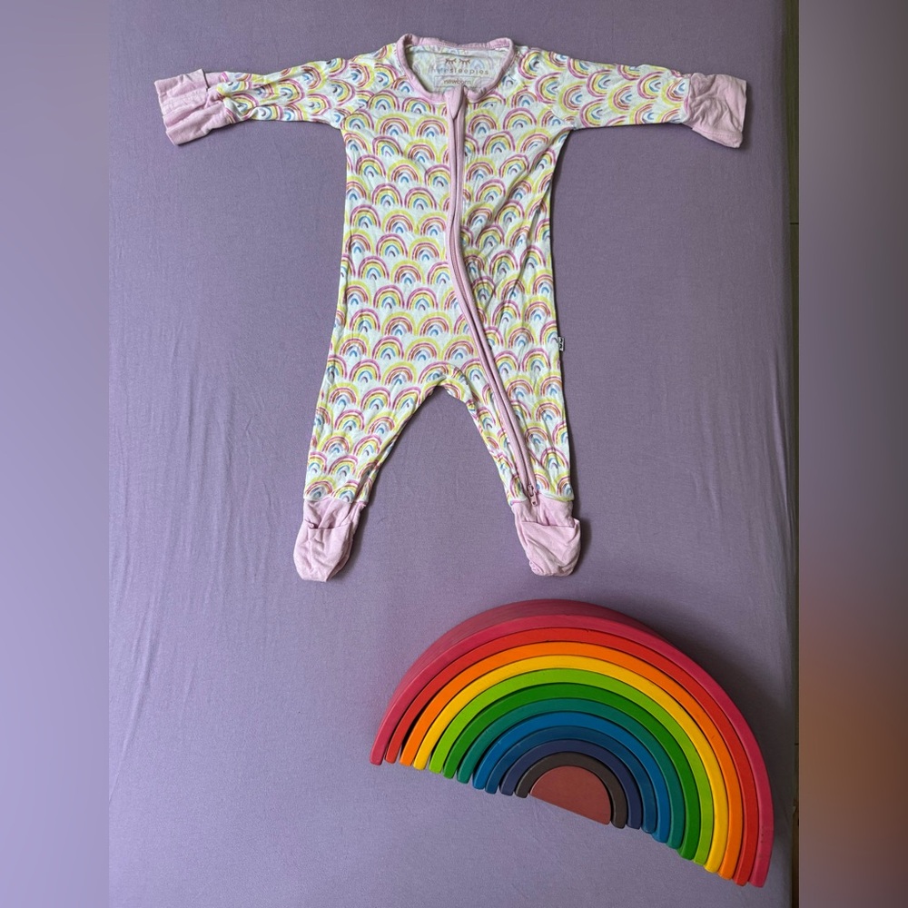 Little Sleepies Pastel Rainbow Zippy